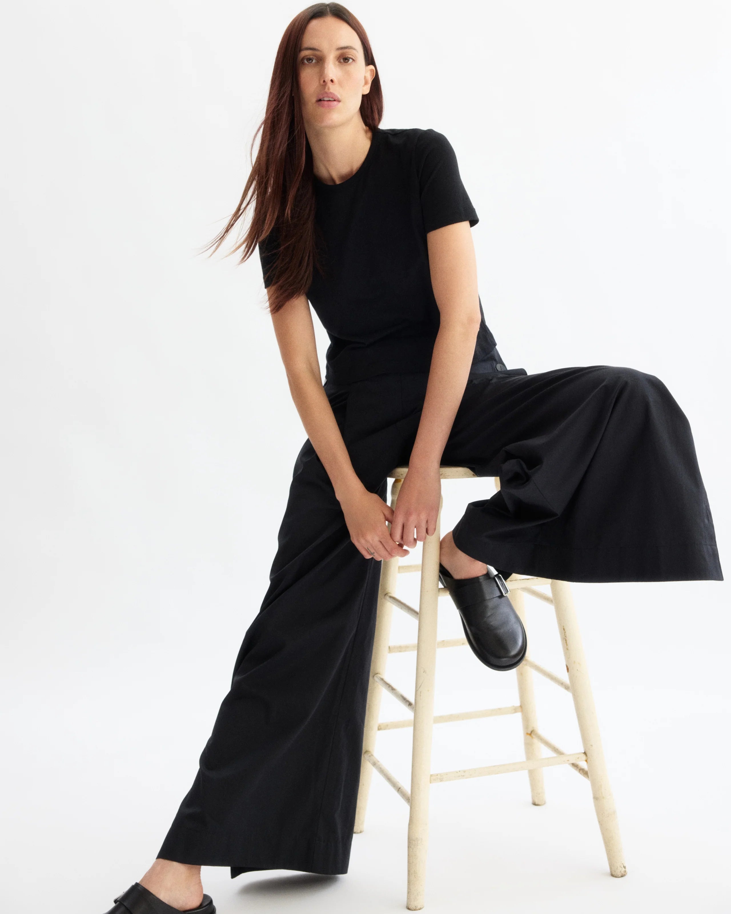 WILLOW SHORT SLEEVE TEE IN BLACK