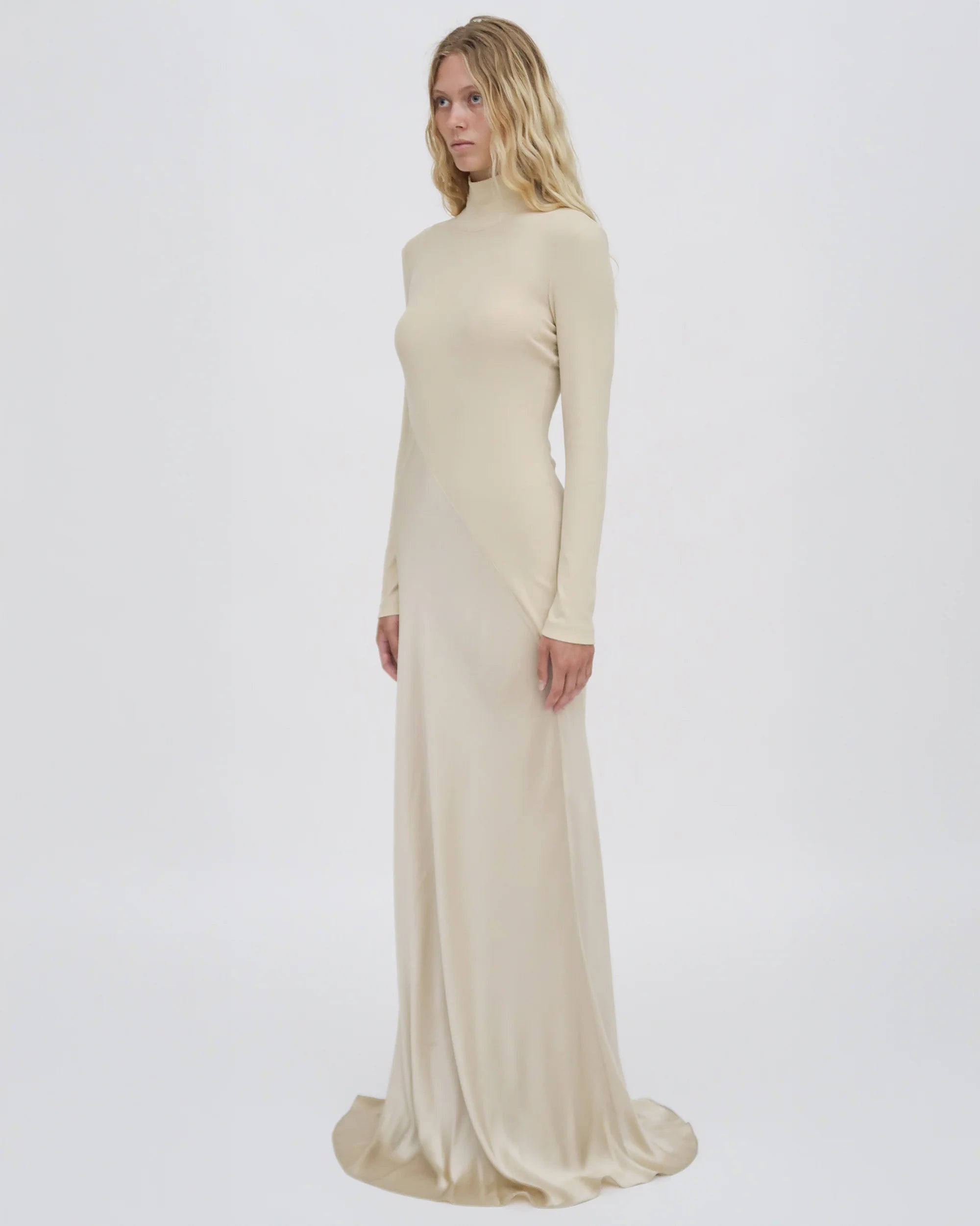 BIAS TURTLENECK COMBO MAXI DRESS CHAMPAGNE