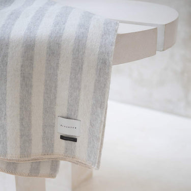 STILLS HEIRLOOM BLANKET ZERO DYE LIGHT HEATHER/IVORY STRIPE