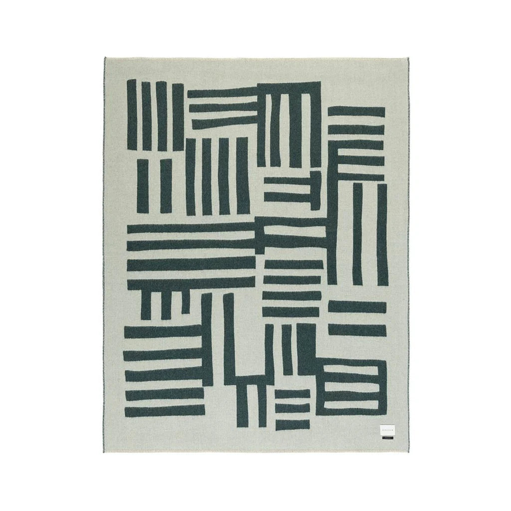 ROSIN REVERSIBLE THROW DARK FOREST/BONE