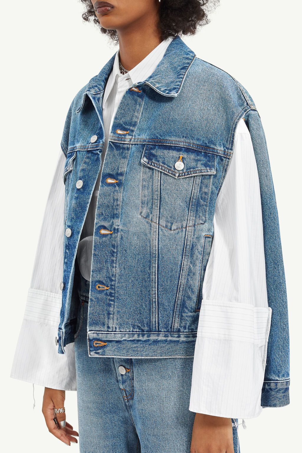 BLUE DENIM JACKET