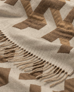 TRIOLUX SIVILL LAMBSWOOL CASHMERE THROW SAND