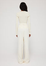 Load image into Gallery viewer, WIDE LEG TAILORED TROUSERS IVORY