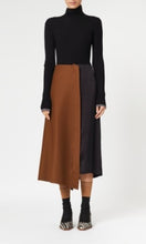 Load image into Gallery viewer, CHESTNUT/BLACK SKIRT