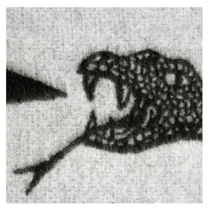 PEYOTE REVERSIBLE THROW IN IVORY/BLACK