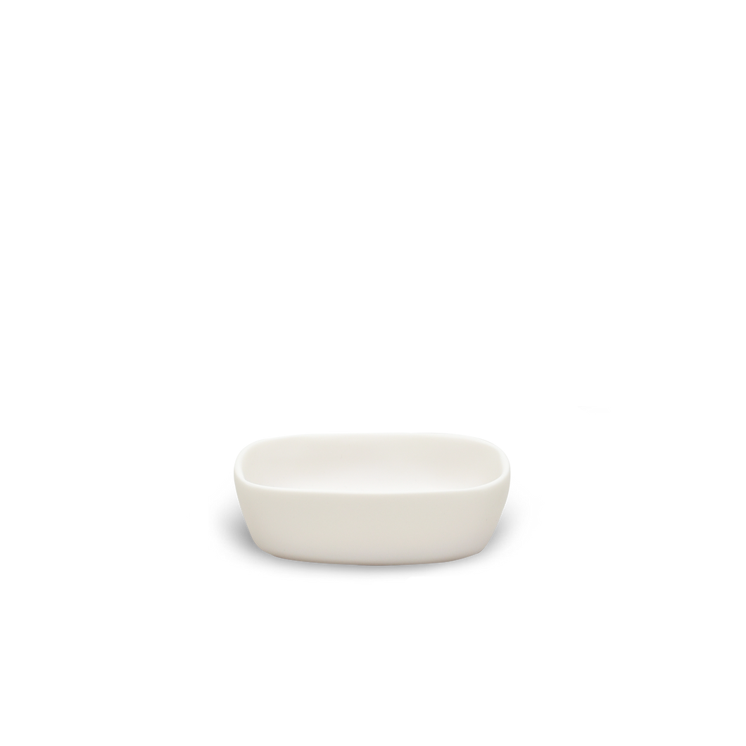 SOAP DISH IN WHITE