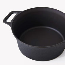 Load image into Gallery viewer, NO. 8 CAST IRON DUTCH OVEN