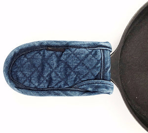 MEDIUM VINTAGE DENIM CAST IRON HANDLE HOLDER