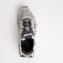 Load image into Gallery viewer, SHUTTLE SNEAKER - MENS
