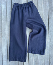 Load image into Gallery viewer, WIDE LEG TROUSER NAVY