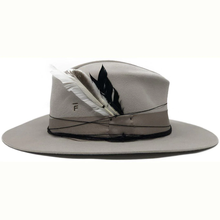 Load image into Gallery viewer, WOOL HAT - CANARY DATE